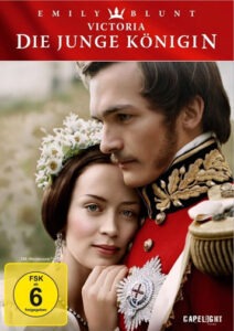 Queen Victoria als junge Königin im Film Victoria Die junge Königin mit Emily Blunt