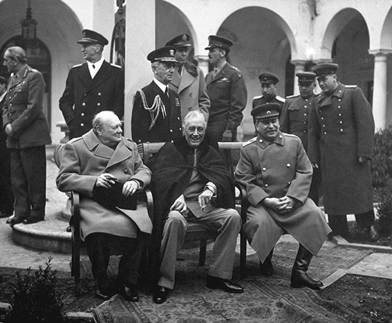 Churchill, Roosevelt und Stalin auf der Konferenz von Jalta 1945 – drei schwer kranke Staatsmänner kurz vor Ende des Zweiten Weltkriegs